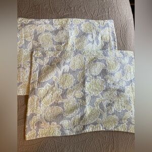 Laura Ashley Home Maisy Bedding Floral Quilt 2 Shams Yellow Gray White